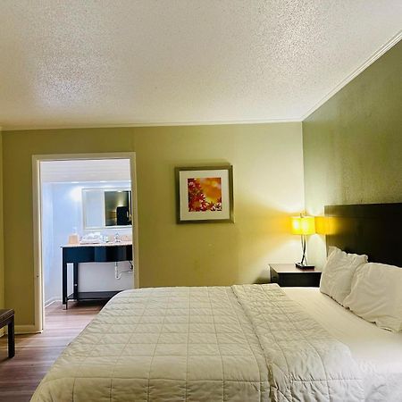 Astoria Hotel North Danville Ngoại thất bức ảnh